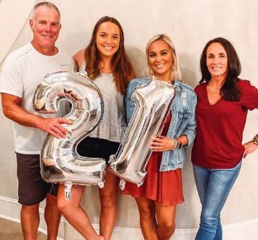 Brittany Favre with her father, mother, and sister